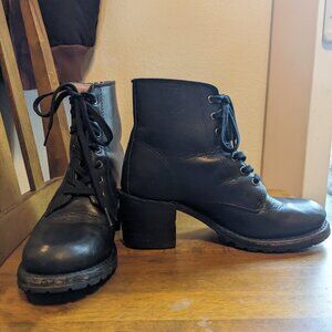 Frye 6.5 Sabrina lace up heeled black boots